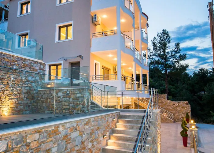 Aparthotel Meli Boutique 4*